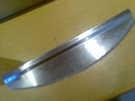 after image of pizza rocking cutter sharpened